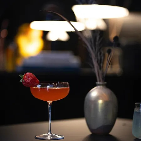 Rego - Boutique & Serenity With Some Off-site In The Heart Of Center Lägenhet
