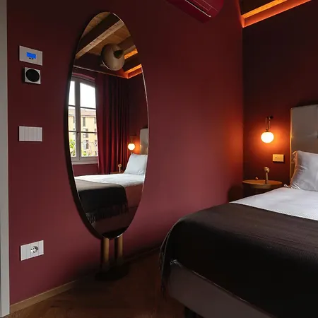 Lägenhet Rego - Boutique & Serenity With Some Off-site In The Heart Of Center Bergamo
